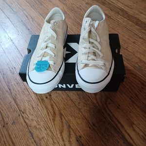 CONVERSE GOLD SIZE 6